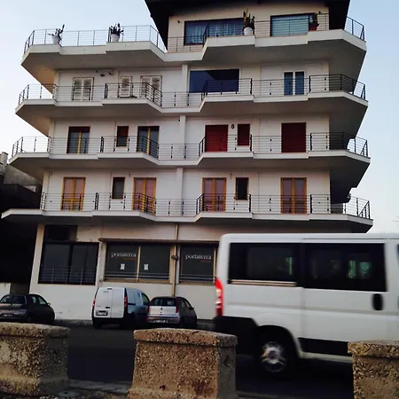 Palace Vista Mare ベッド・アンド・ブレックファスト 3*